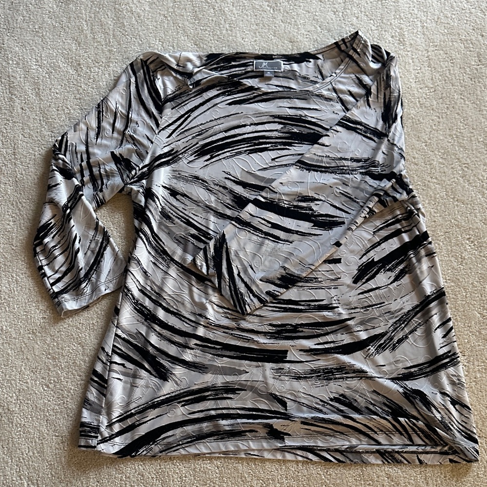 JM Collection Black and Gray Swirl Long Sleeve Top